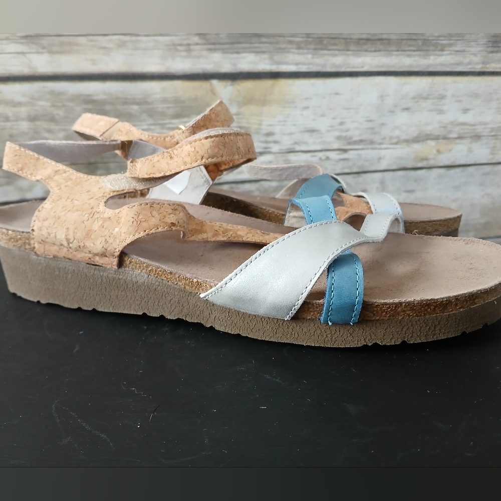 Naot Cork and Blue leather, strappy Sandals - Picture 5 of 8